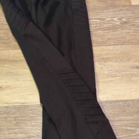 Athleta girl size 12 moto vating tight legging - Picture 5 of 7